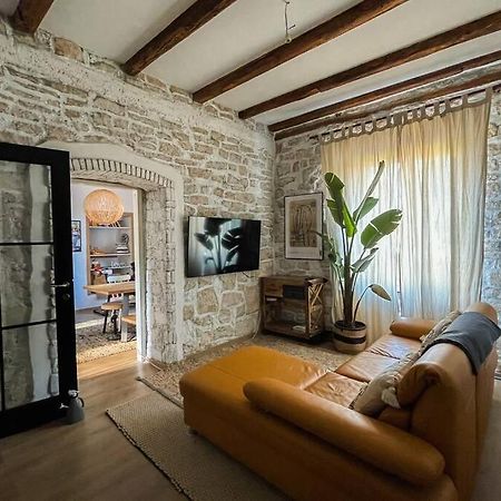 The Bungalow By The Sea In Historic Porec Old City Экстерьер фото