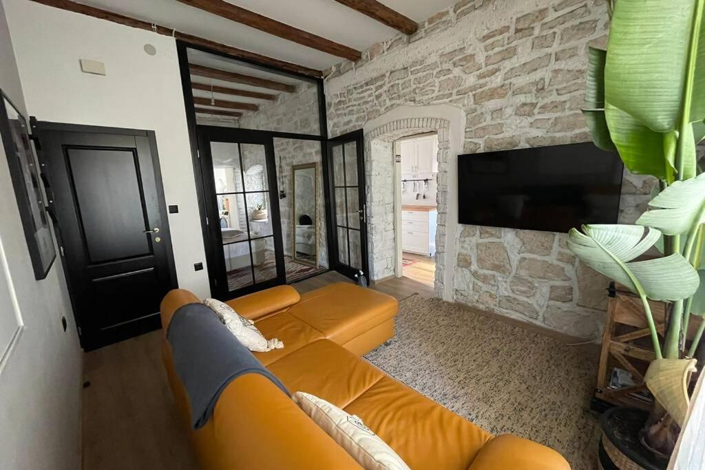 The Bungalow By The Sea In Historic Porec Old City Экстерьер фото