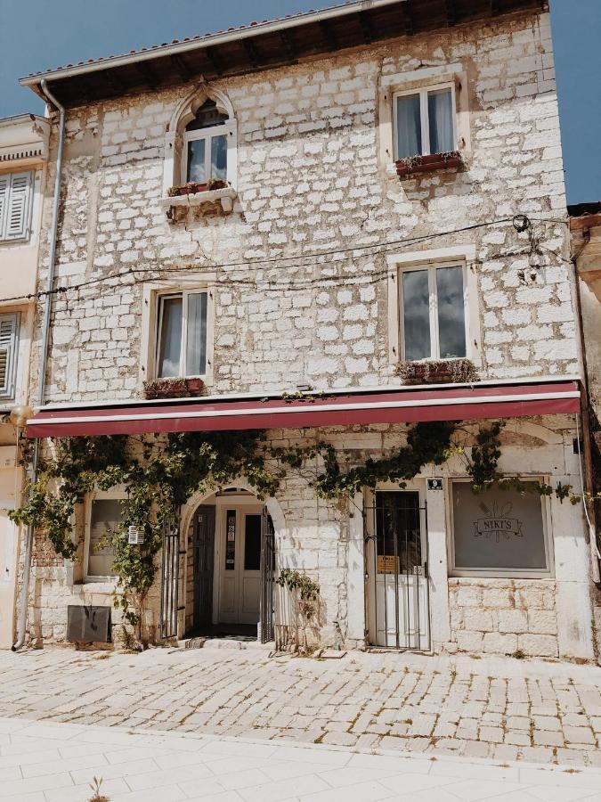 The Bungalow By The Sea In Historic Porec Old City Экстерьер фото